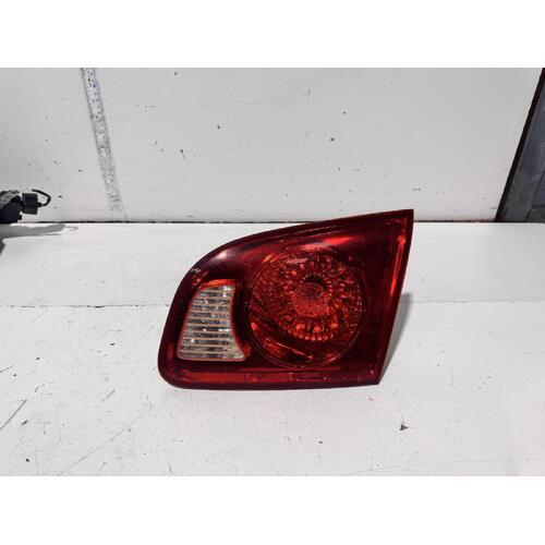 Hyundai Santa Fe Right Tailgate Light CM 11/2005-09/2009