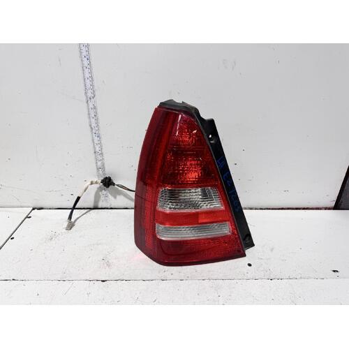 Subaru Forester Left Tail Light 07/2002-05/2005