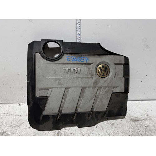 Volkswagen Jetta Engine Cover 1KM 02/2006-07/2011