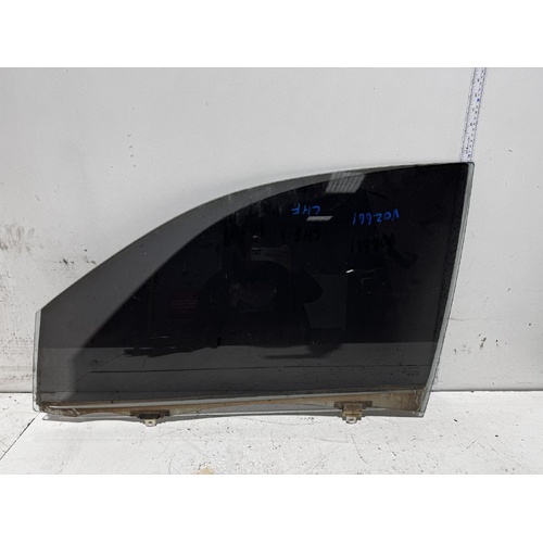 Toyota Hilux Left Front Door Glass KUN26 03/2005-08/2015