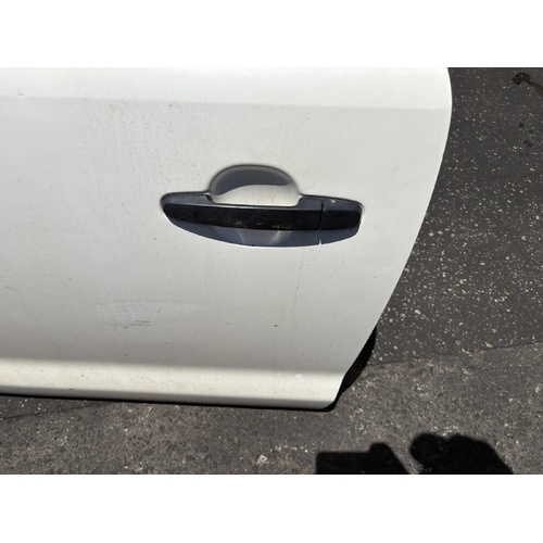 Toyota Hilux Left Front Outer Door Handle GGN15 03/2005-08/2015