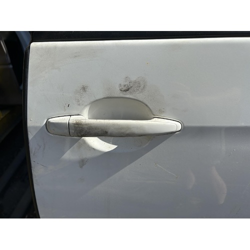 Toyota Tarago Left Rear Outer Door Handle ACR50 03/2006-06/2020