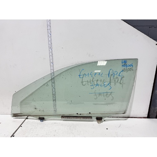 Toyota Corolla Left Front Door Window Glass ZRE152 03/2007-12/2013