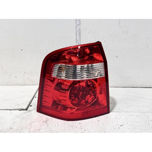 Ford Territory Left Tail Light SY 05/2004-04/2009