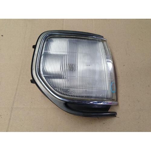 Toyota Landcruiser Right Corner Light FJ80 05/1990-08/1992