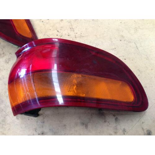 Toyota Tarago Right Tail Light TCR10 09/90-05/00