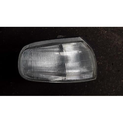 Toyota Camry Right Corner Light SXV10 09/1993-07/1997