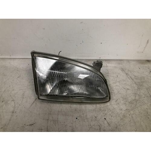 Toyota Starlet Right Head Light EP91 03/1996-09/1999