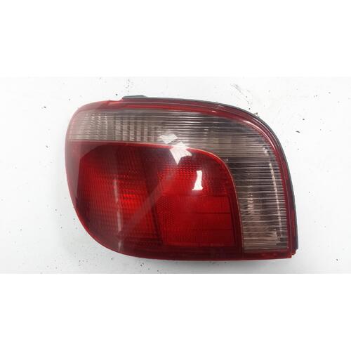 Toyota Echo Left Tail Light NCP10 10/1999-09/2002