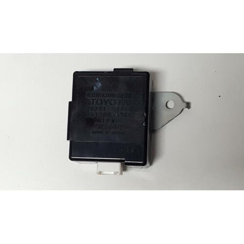 Toyota RAV4 Receiver Door Control Relay ACA20 07/2000-10/2005