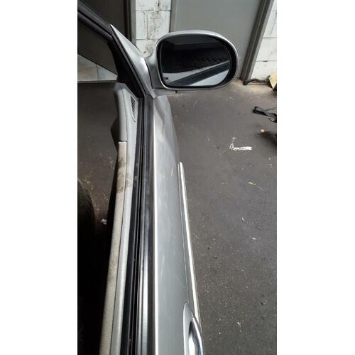 Kia Grand Carnival Right Door Mirror KV 12/2001-09/2006