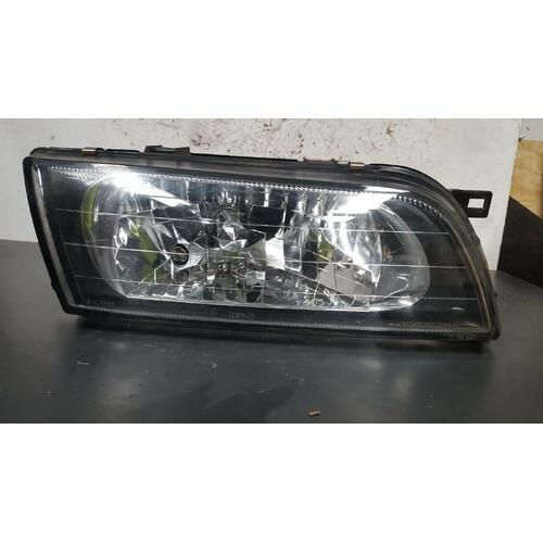 Nissan Pulsar N15 Right Hand Headlight 10/1995-03/1998