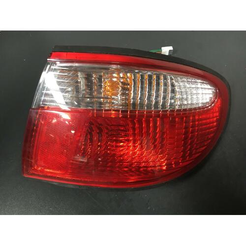 Mazda Eunos Right Tail Light 800 06/1996-09/2000