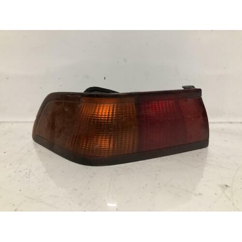 Toyota CAMRY Left Tail Light MCV20 08/97-09/00 Sedan