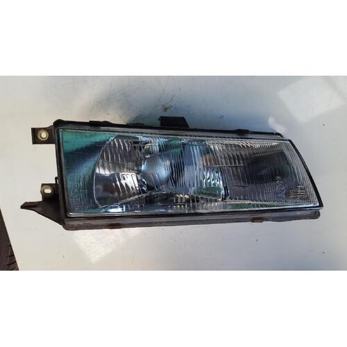 Hyundai Excel Head Lamp Right Front X2 10/1991-10/1994