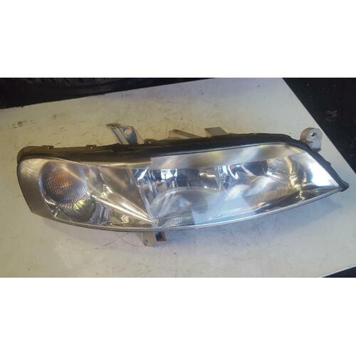 Holden Vectra Right Head Light JS 08/99-2/03