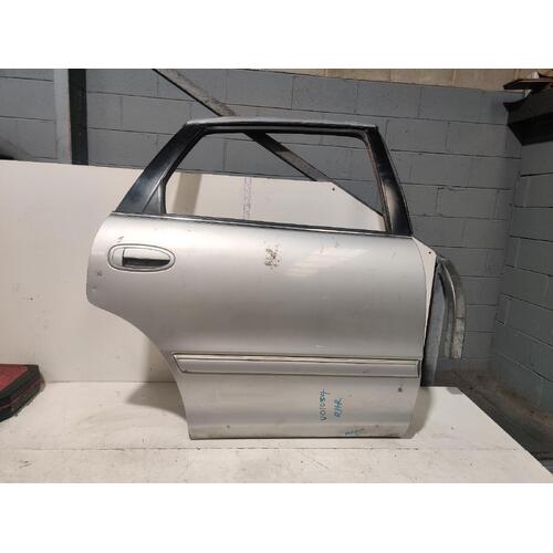 Toyota Avalon Right Rear Door Shell MCX10 07/2000-06/2005