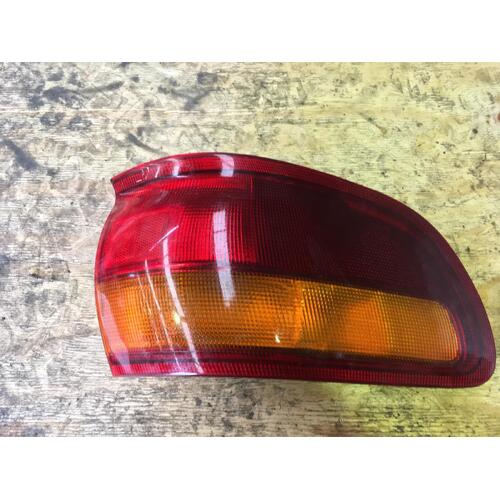 Toyota Tarago Right Tail Light TCR10 09/1990-05/2000