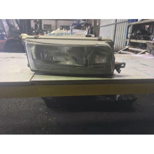 Toyota Camry SV21 Right Head Light 10/1989-01/1993