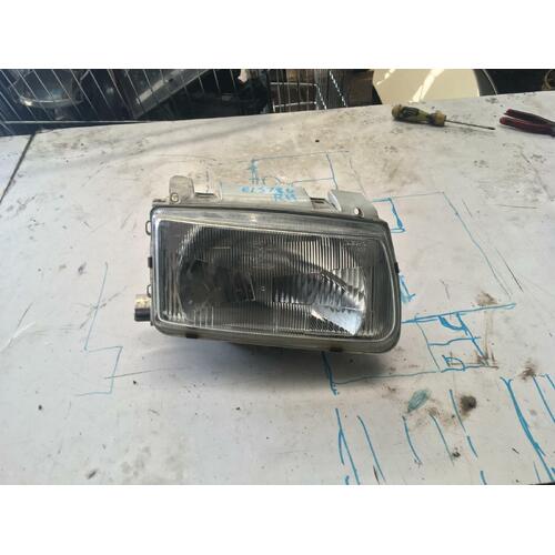 Volkswagen Polo 6N Right Head Light 12/1996-08/2000