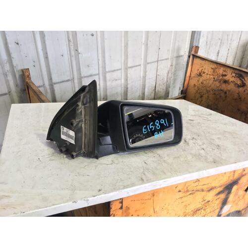 Holden Commodore VY VZ Right Front Mirror Standard Type 2002-2007