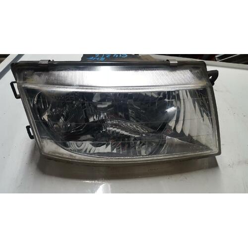 Mitsubishi Nimbus UF Right Head Lamp 01/1995-11/1998