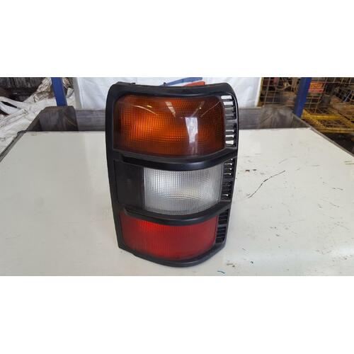 Mitsubishi Pajero Right Tail Light NJ 12/1993-02/1998