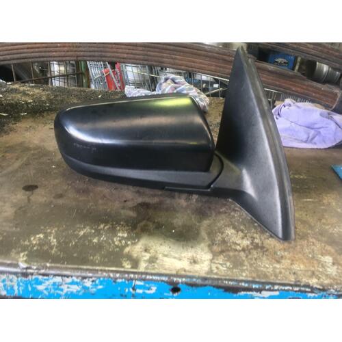 Holden Commodore  Right Front Mirror VY Genuine 2002-2007