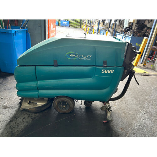 Tennant 5680 Walk-Behind Floor Scrubber